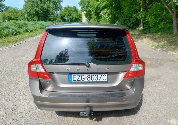 Volvo V70 cena 28500 przebieg: 368000, rok produkcji 2010 z Terespol małe 301